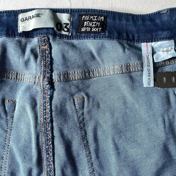 Garage Premium Jeans Womens Sz 3 Distressed Ripped High Waist Jegging Super Soft - Picture 6 of 10